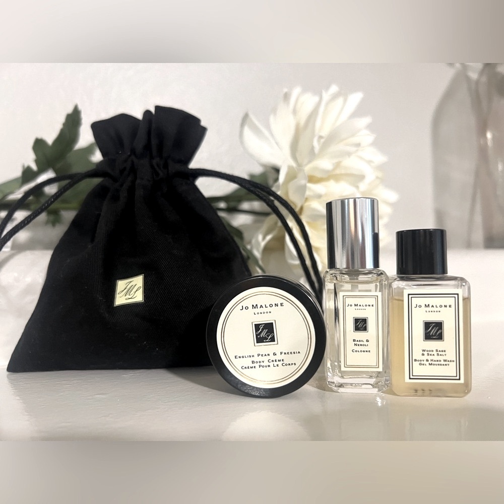 Jo Malone cologne and body cream set.